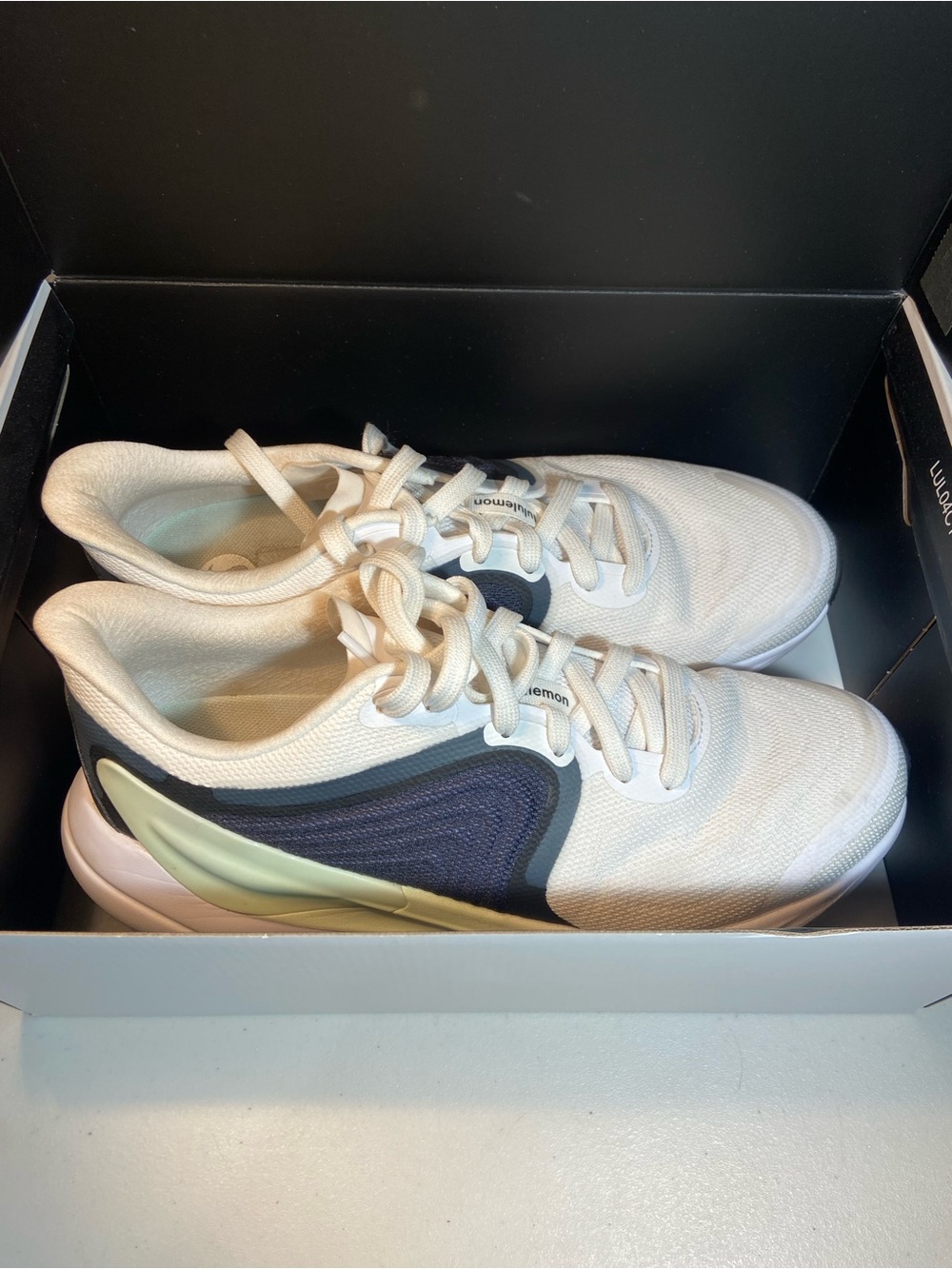Lululemon Women’s Blissfeel 2 White Black Green Running Shoes SZ 10 - Picture 15 of 15
